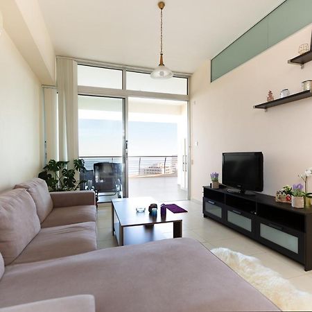 Promenade Seaview Heaven Apartment ลาร์นาคา ภายนอก รูปภาพ